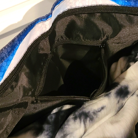 Nightmare Before Christmas HUGE tote bag w pockets lined w zipper top - Picture 5 of 5